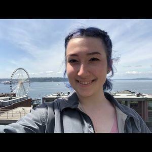 Meet your Posher, Christina